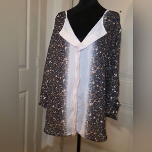 Ashley Stewart Black and White Floral Top Plus